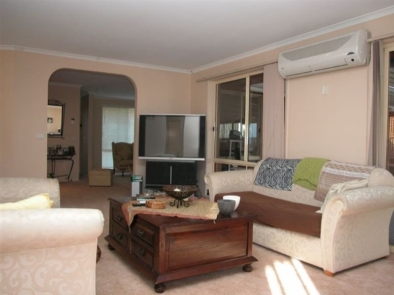 1 St Andrews Close, Carrum Downs VIC 3201