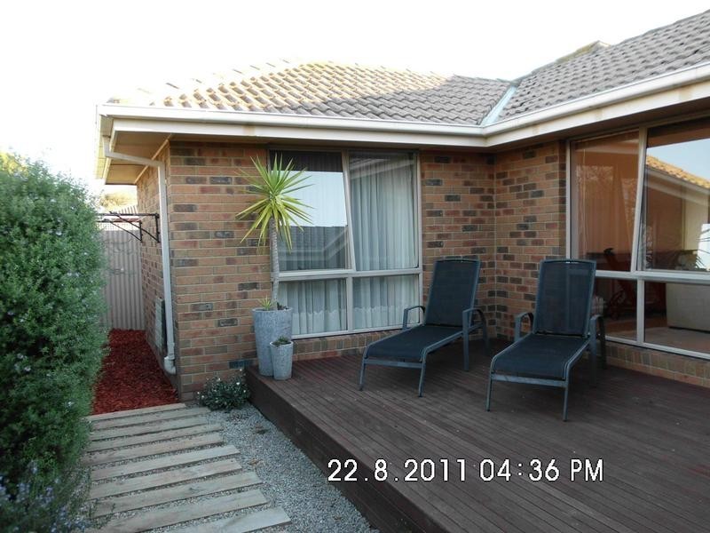 2/6 Colin Street, Bentleigh East VIC 3165