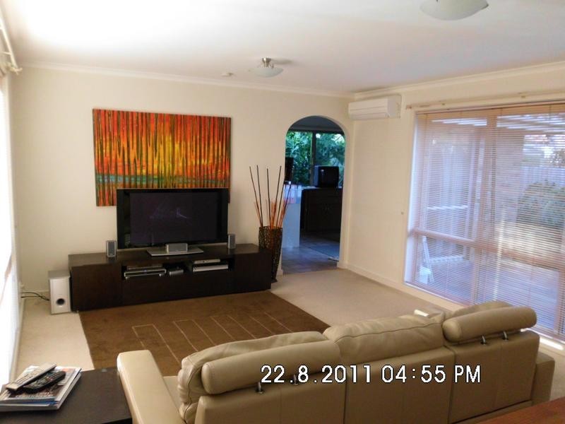 2/6 Colin Street, Bentleigh East VIC 3165