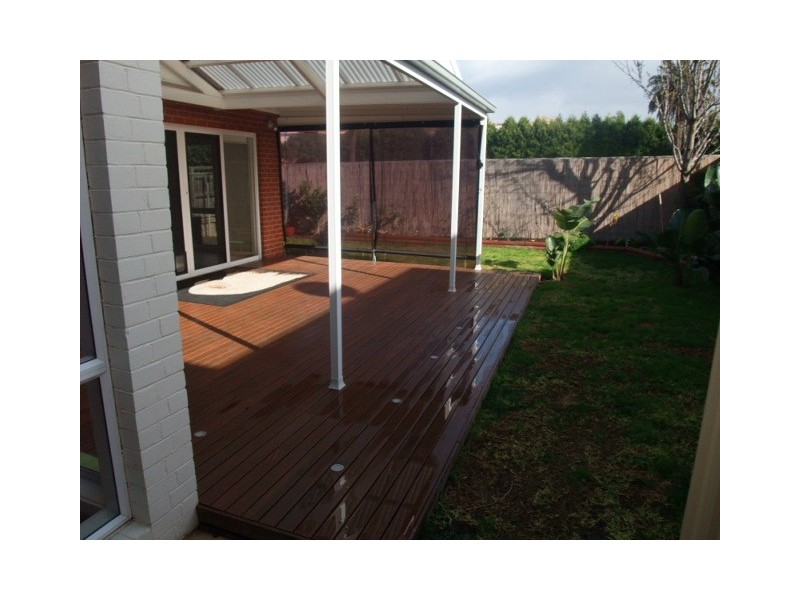 22 Carnoustie Parade, Heatherton VIC 3202