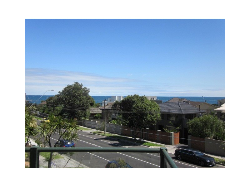 10 Warrigal Road, Mentone VIC 3194