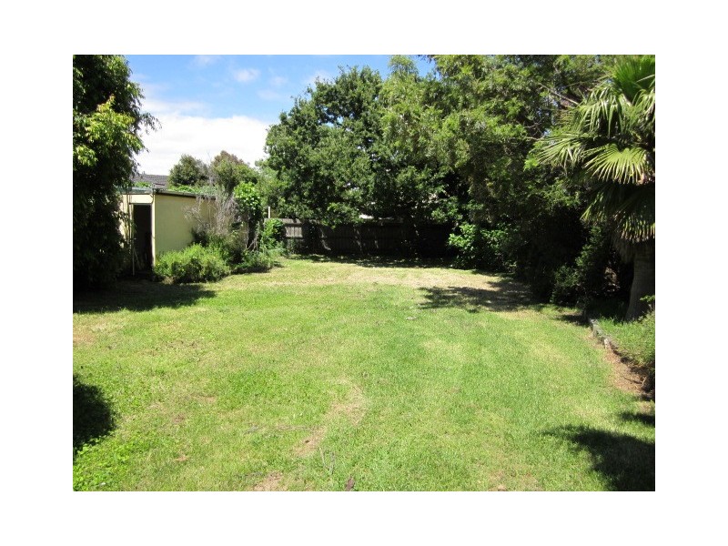 10 Warrigal Road, Mentone VIC 3194