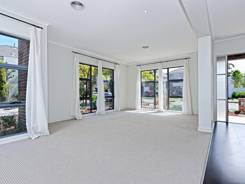 66 St Andrews Drive, Heatherton VIC 3202