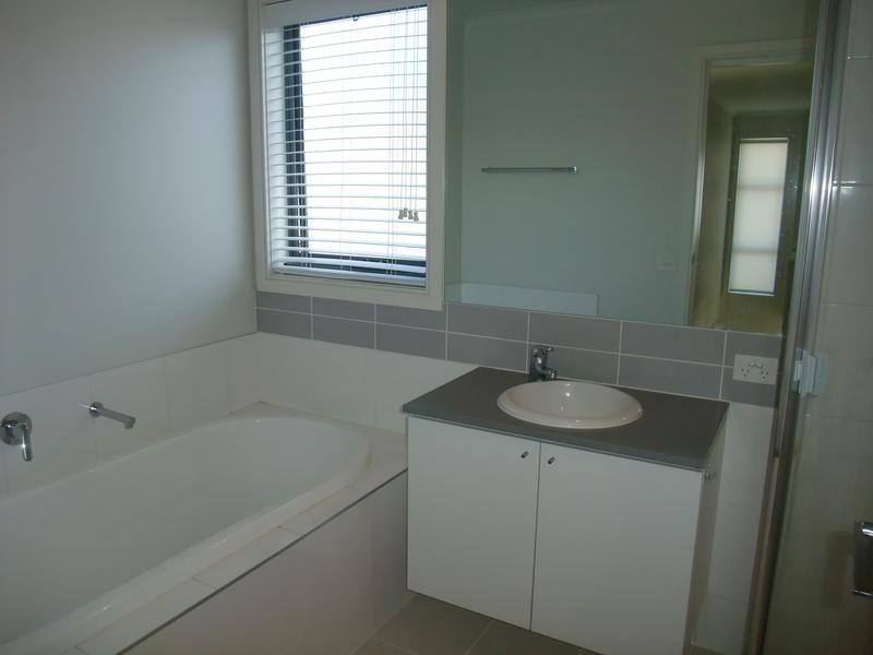 80 St Andrews Drive, Heatherton VIC 3202