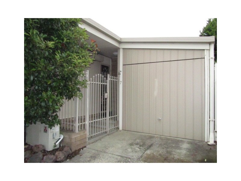 7/17 Mac Crescent, Parkdale VIC 3195