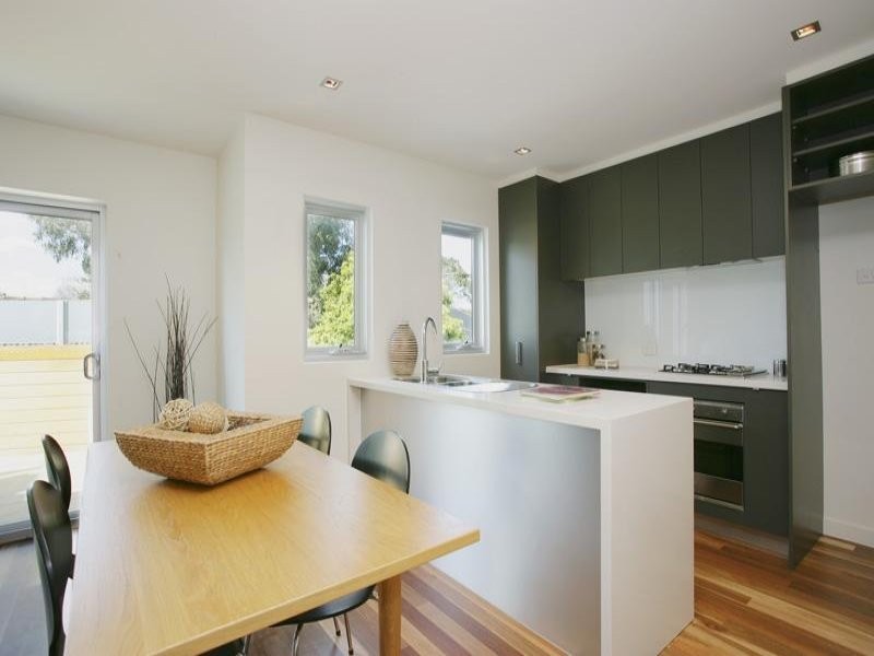 11/82-84 Bluff Road, Black Rock VIC 3193