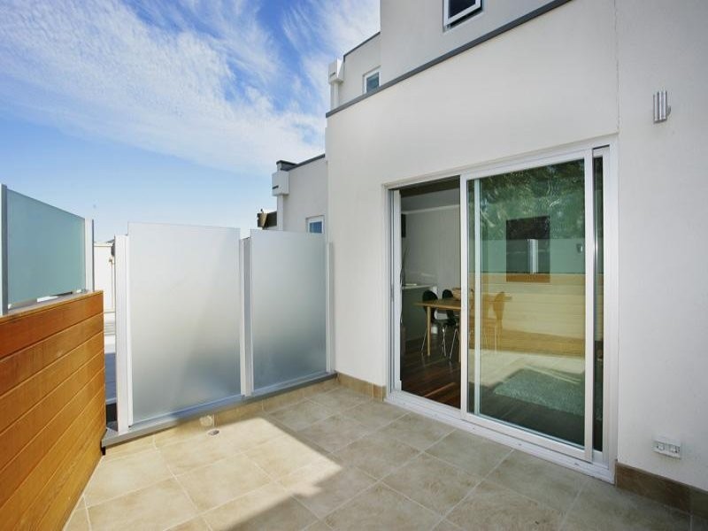 11/82-84 Bluff Road, Black Rock VIC 3193