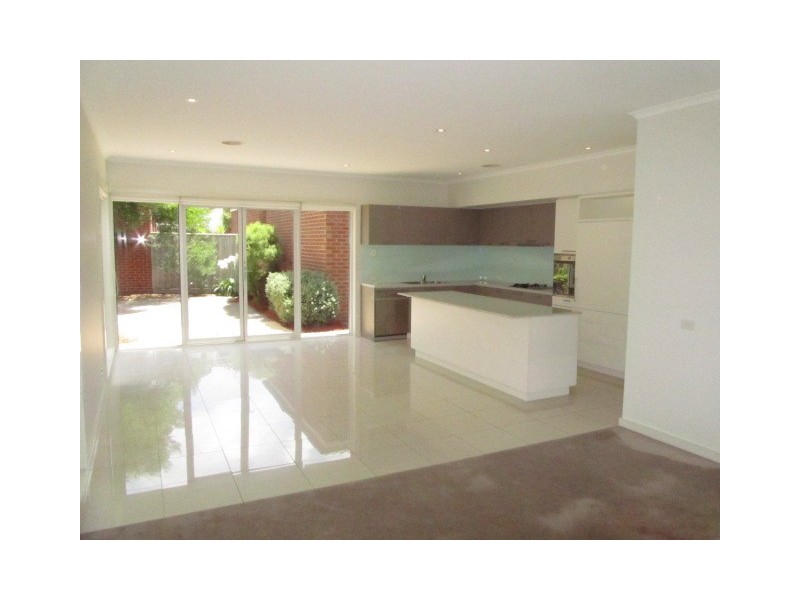 7 St Georges Crescent, Heatherton VIC 3202