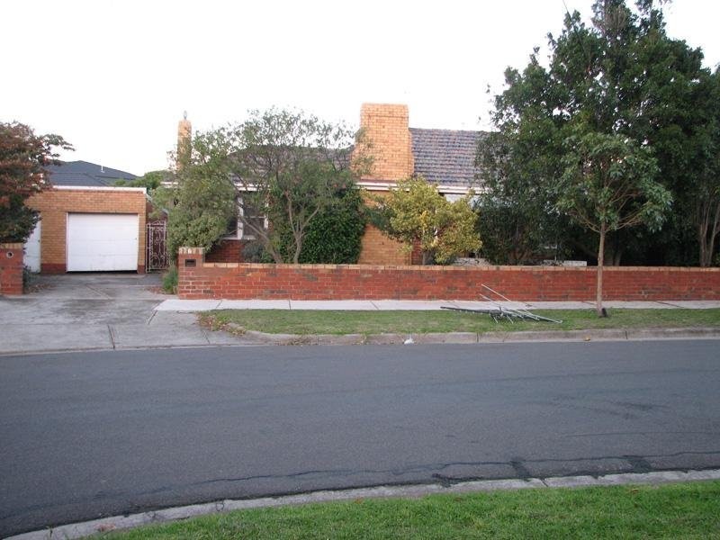 1 Warland Road, Hampton East VIC 3188
