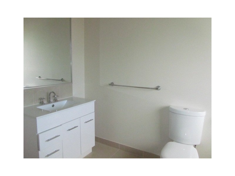 8b Retreat Avenue, Aspendale VIC 3195