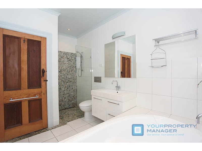 25 Thomas Street, Hampton VIC 3188