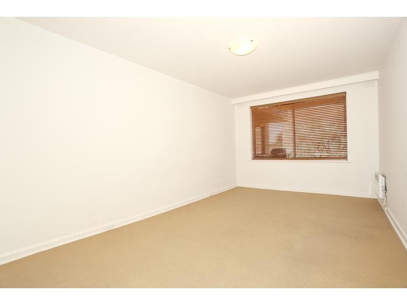 15/27 Dickens Street, Elwood VIC 3184