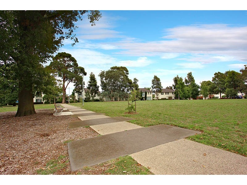 29 Carnoustie Parade, Heatherton VIC 3202