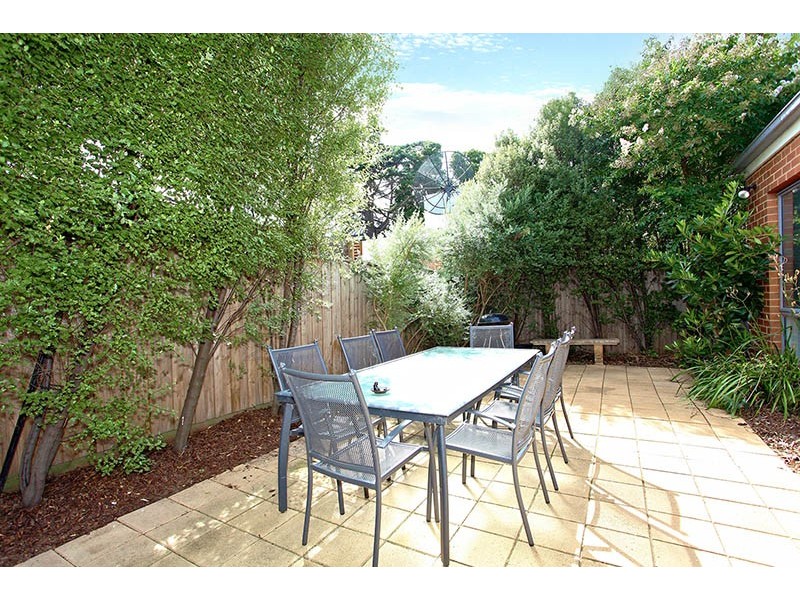 33 Carnoustie Parade,, Heatherton VIC 3202