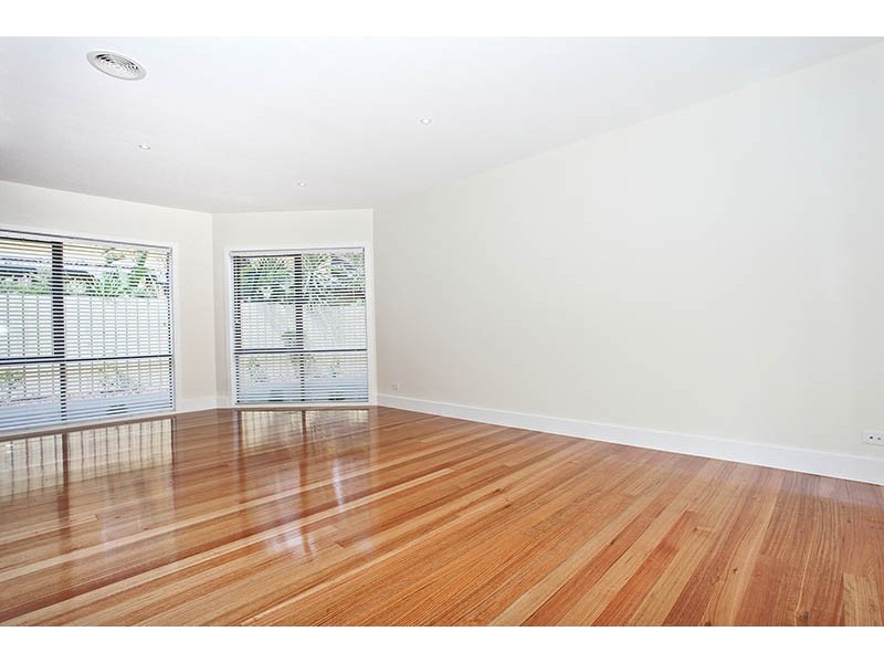 1/3 Bronte Court, Hampton VIC 3188