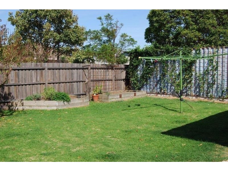 20 James Avenue, Aspendale VIC 3195