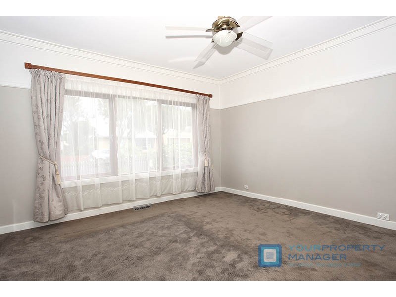 23 Vialls Avenue, Parkdale VIC 3195