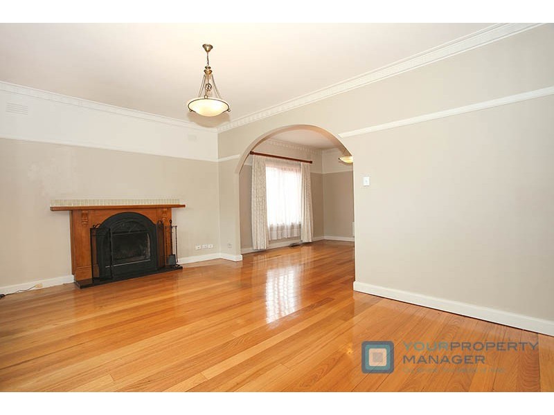 23 Vialls Avenue, Parkdale VIC 3195