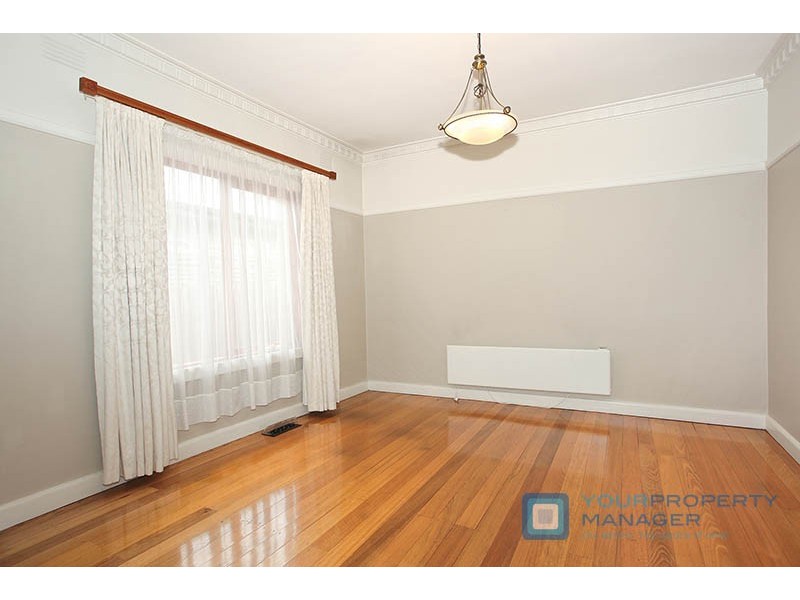 23 Vialls Avenue, Parkdale VIC 3195