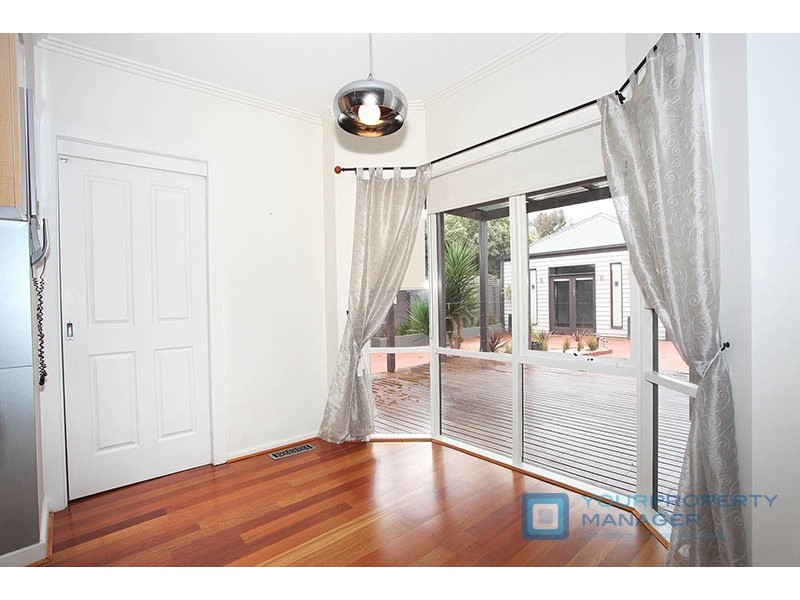 23 Vialls Avenue, Parkdale VIC 3195