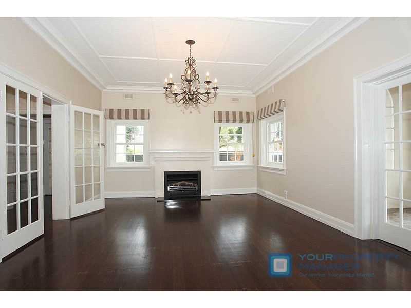 22 Birdwood Avenue, Brighton VIC 3186