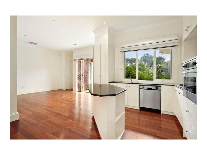2/58 North Road, Brighton VIC 3186