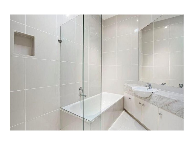 2/58 North Road, Brighton VIC 3186
