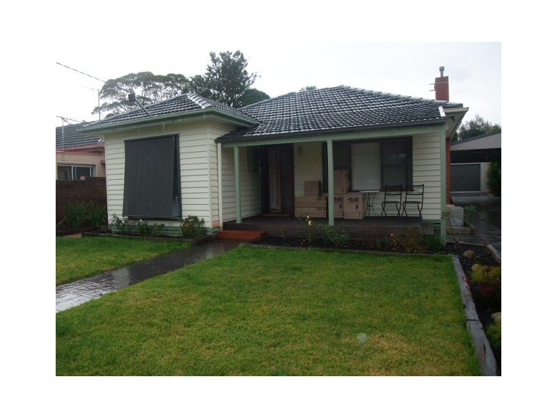 4 Golf View, Heatherton VIC 3202