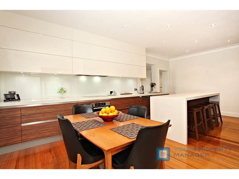 108 Ludstone Street, Hampton VIC 3188