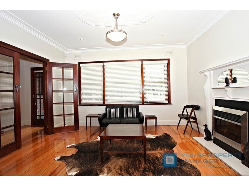 108 Ludstone Street, Hampton VIC 3188