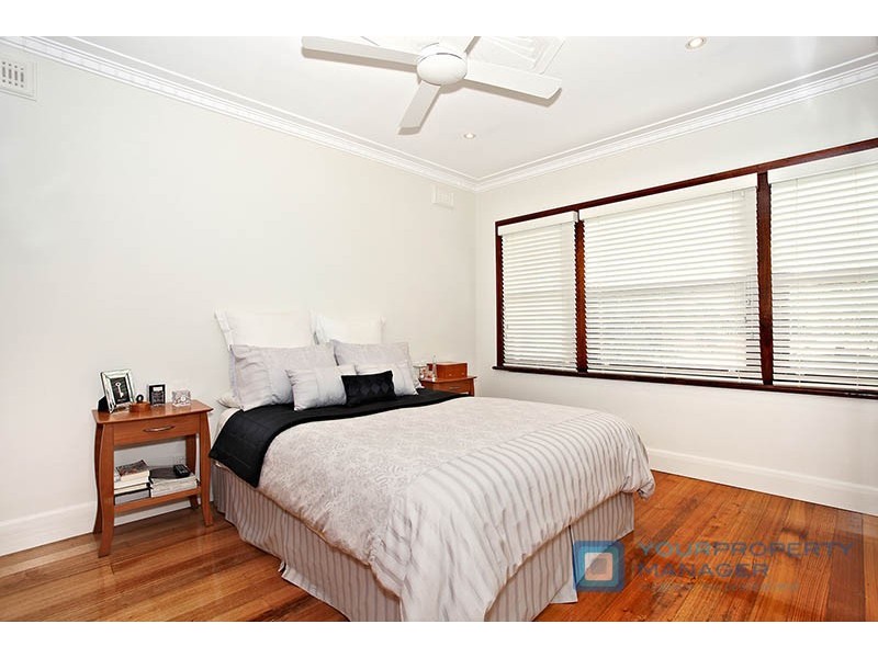 108 Ludstone Street, Hampton VIC 3188