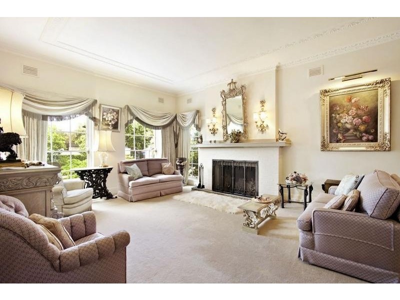 1 Norwood Avenue, Brighton VIC 3186