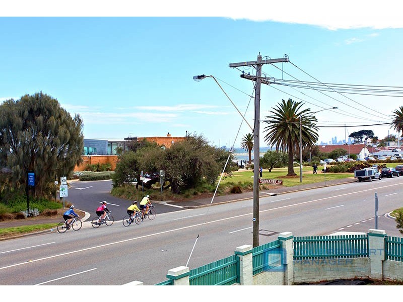 2/210 The Esplanade, Brighton VIC 3186