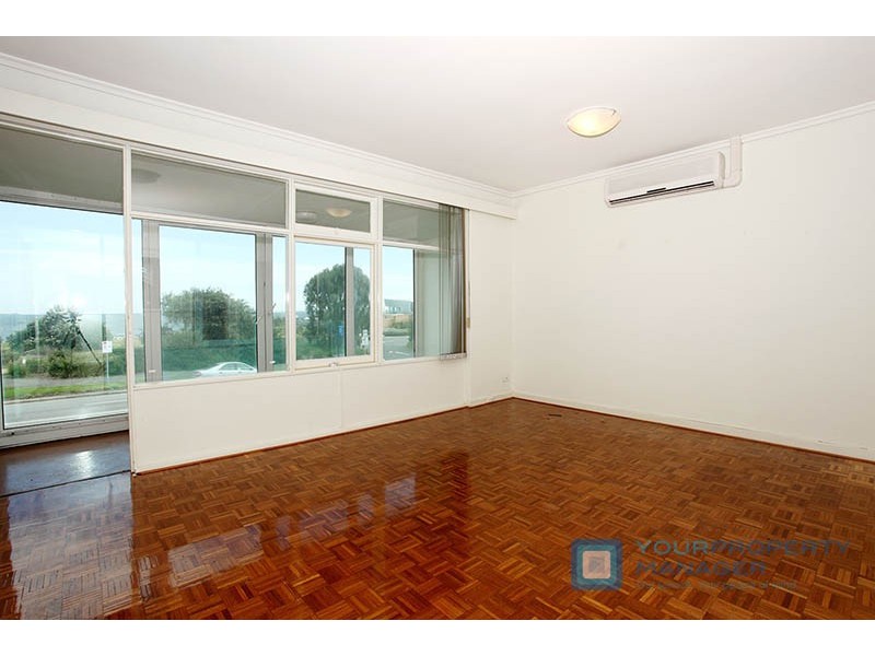 2/210 The Esplanade, Brighton VIC 3186