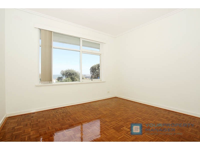 2/210 The Esplanade, Brighton VIC 3186