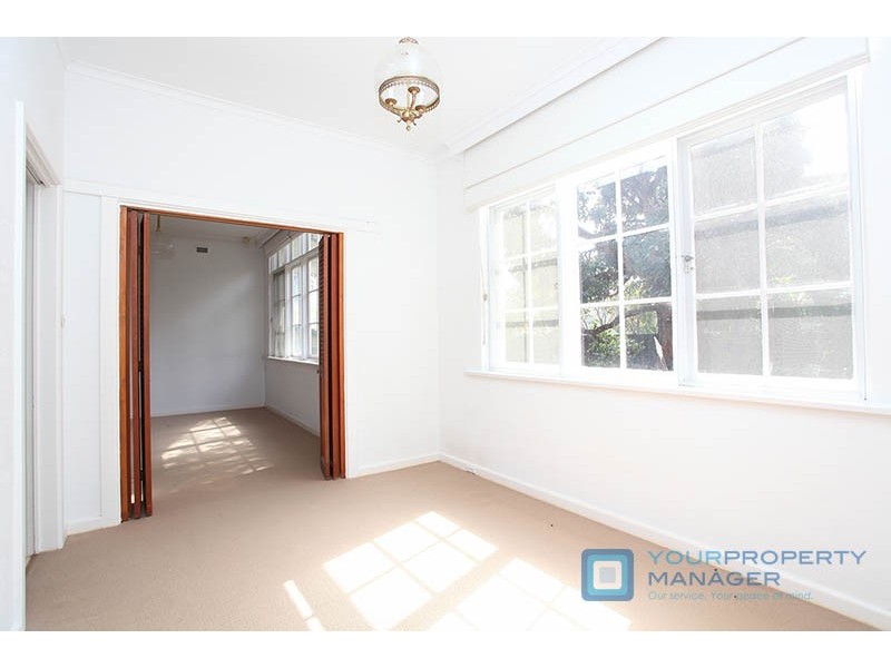 4 Love Street, Black Rock VIC 3193