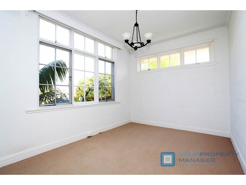 4 Love Street, Black Rock VIC 3193