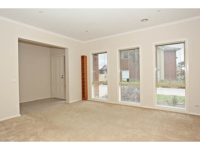 44 Baltusrol Circuit, Heatherton VIC 3202