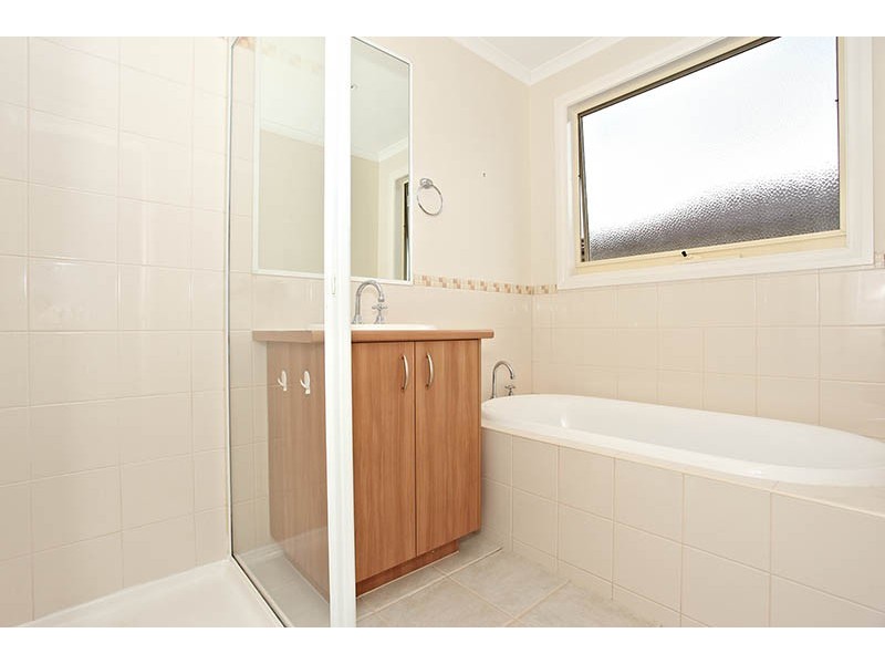 44 Baltusrol Circuit, Heatherton VIC 3202