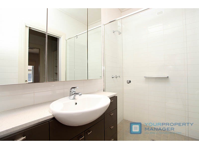 8/2-6 Younger Avenue, Caulfield South VIC 3162