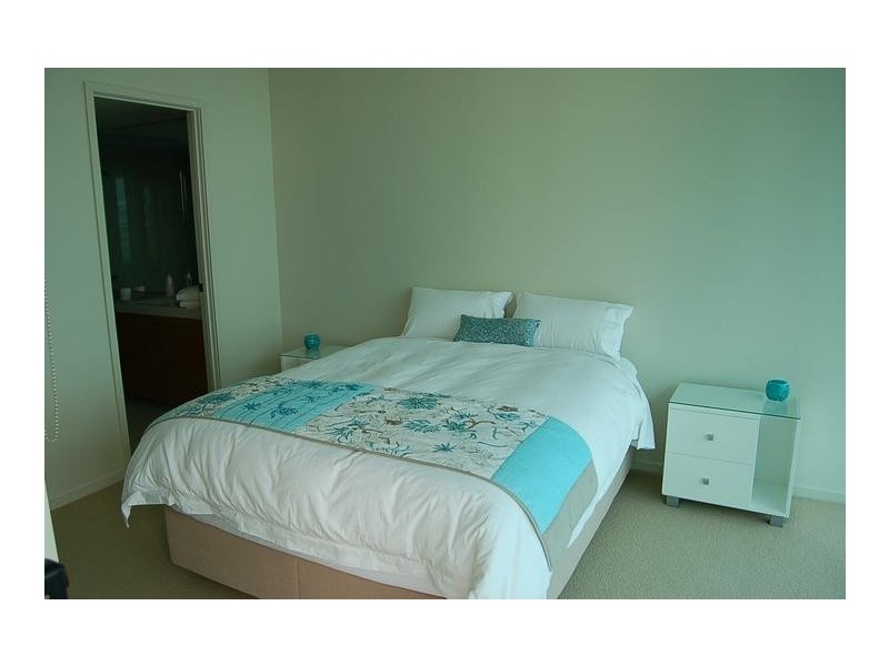 1102/2 New Quay Promenade, Docklands VIC 3008