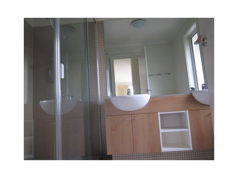 11 Royal Troon Avenue, Heatherton VIC 3202