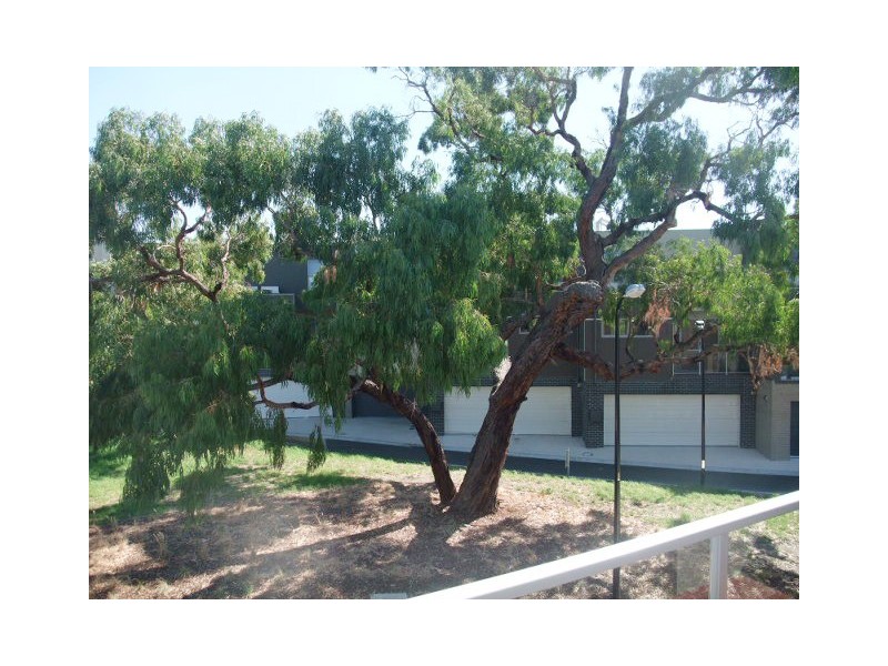 11 Chicquita Circuit, Mentone VIC 3194