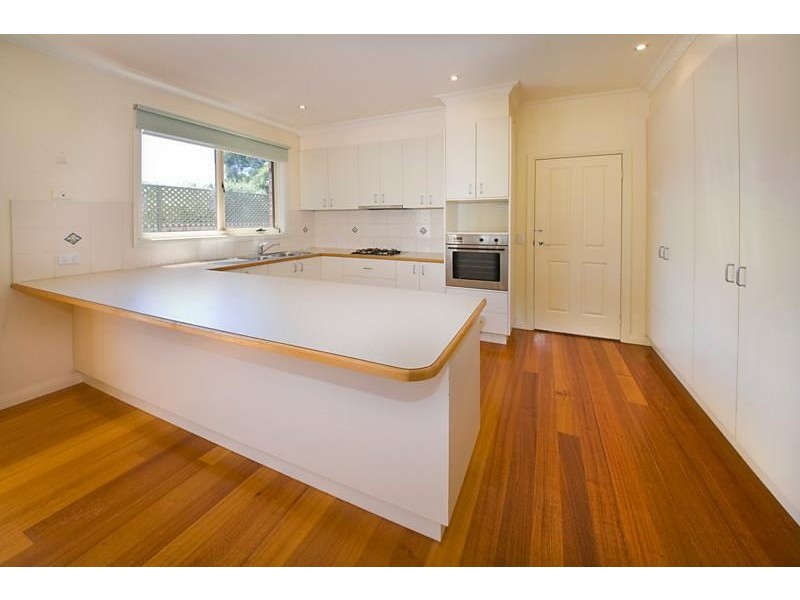 2/69 Nepean Highway, Mentone VIC 3194