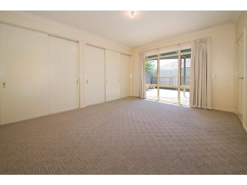 2/69 Nepean Highway, Mentone VIC 3194