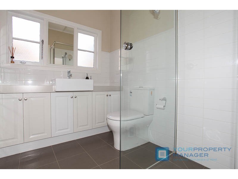 16 Fifth Street, Parkdale VIC 3195