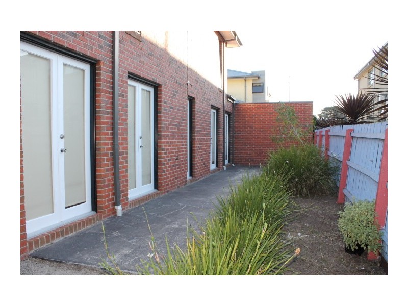 2/1227 Nepean Highway, Highett VIC 3190