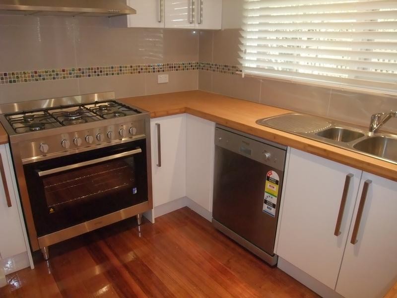 4/312 Hampton Street, Hampton VIC 3188