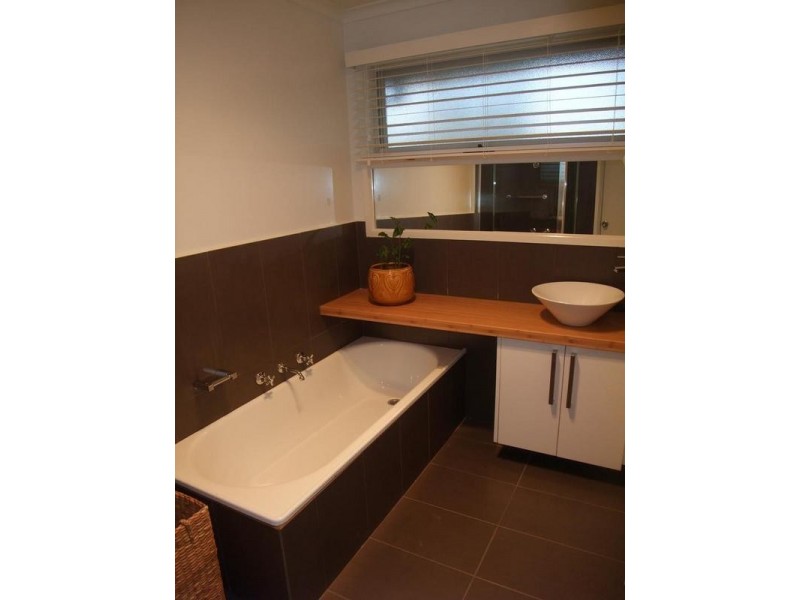 4/312 Hampton Street, Hampton VIC 3188