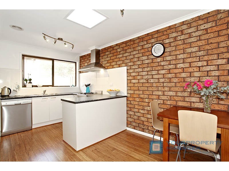 16/1a Jean Street, Cheltenham VIC 3192